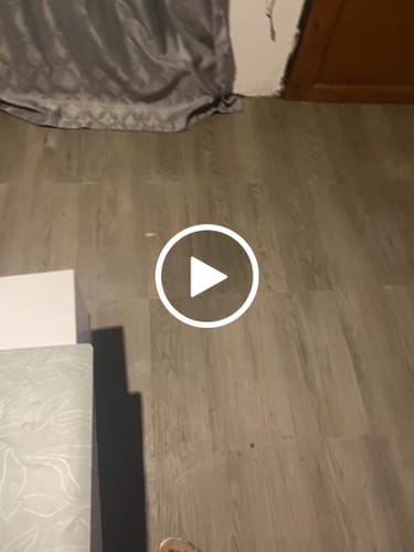 Kgaugelo M. review of 🔥 TINICOO Peel & Stick PVC Flooring – Waterproof, Fireproof & DIY in Minutes (5m²)- FD821 image 1 out of 1