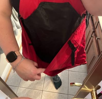 Customer photo review of GardenMate™ - Cross Back Gardening Apron