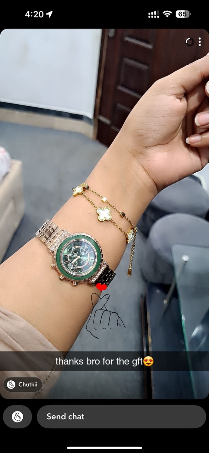 Customer photo review of Schuyler