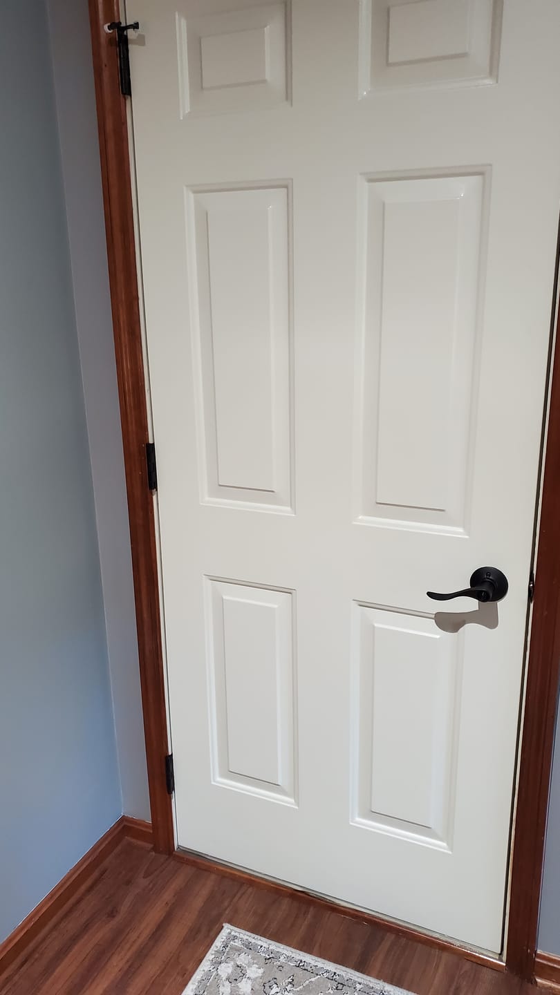 Customer photo review of Pease Oil-Rubbed Bronze Hinge (4" x 4", single hinge)