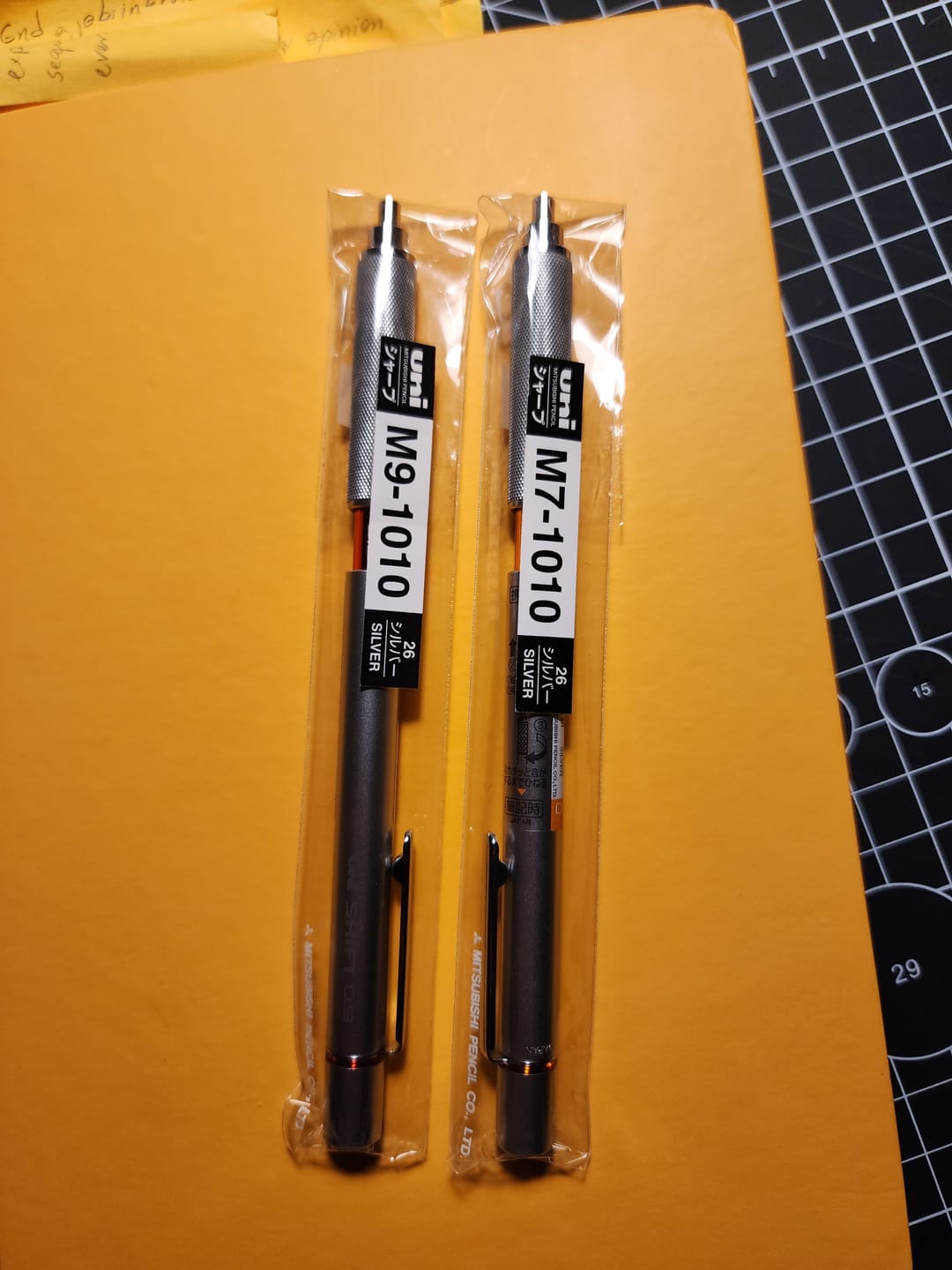 Customer photo review of Uni Shift - Portaminas Pipe Lock Retráctil