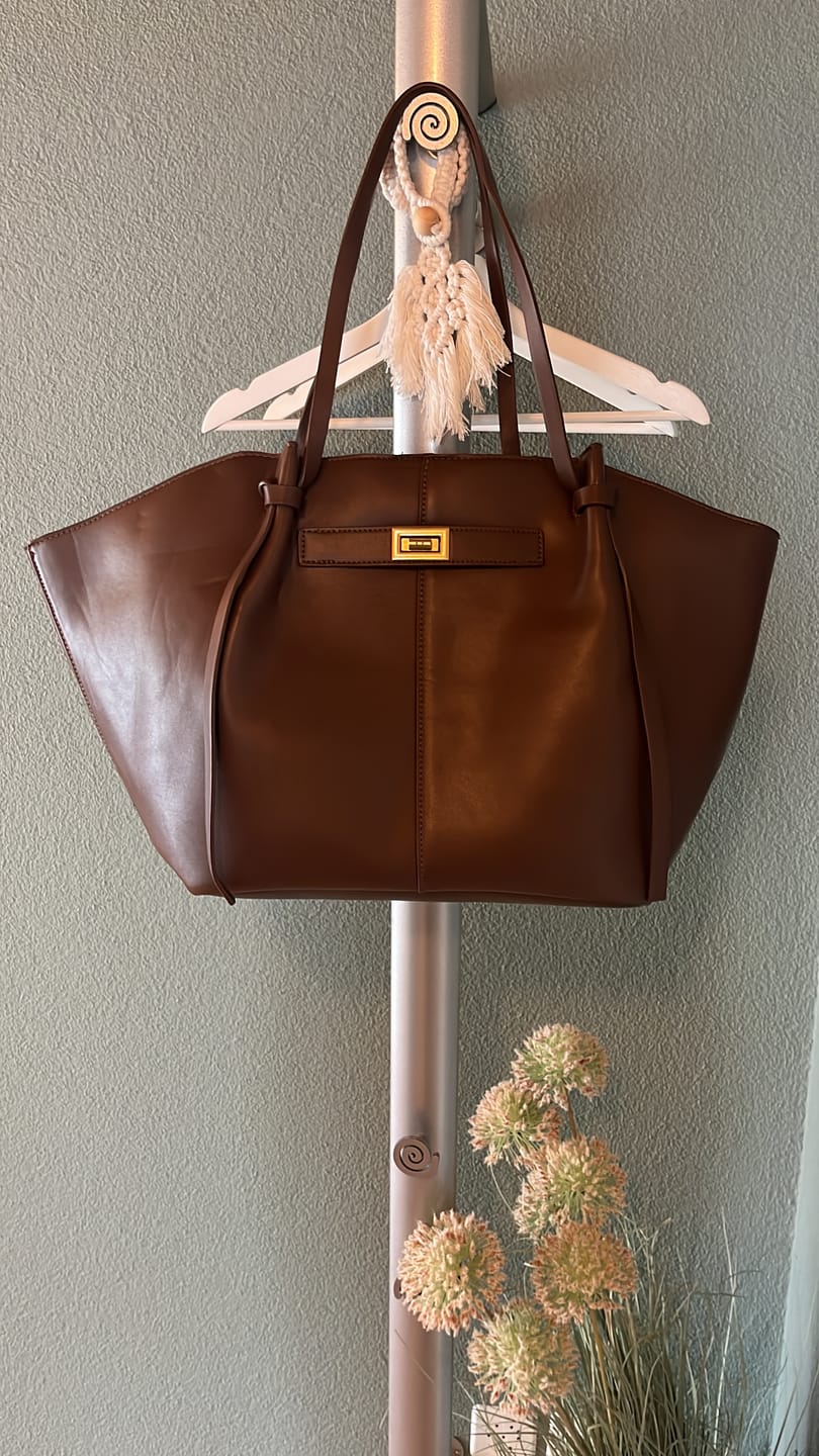 Customer photo review of Gerda Shopper Bag