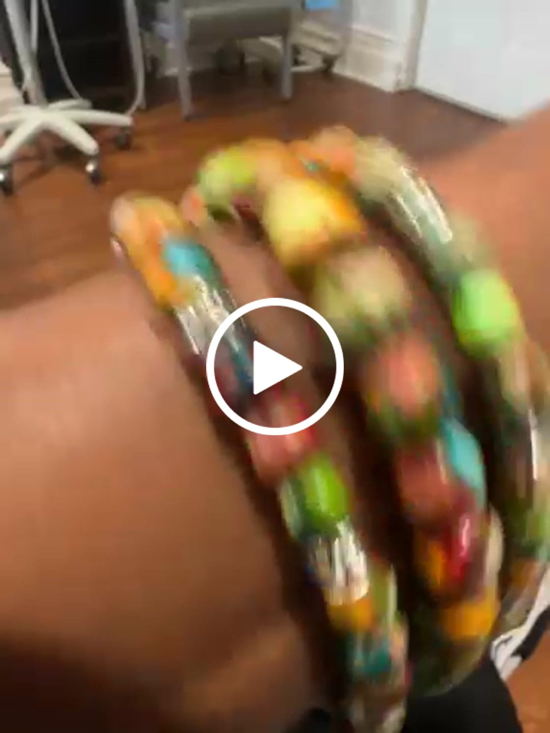Customer video review of Vineyard Jasper Stretch Apple Watch Strap