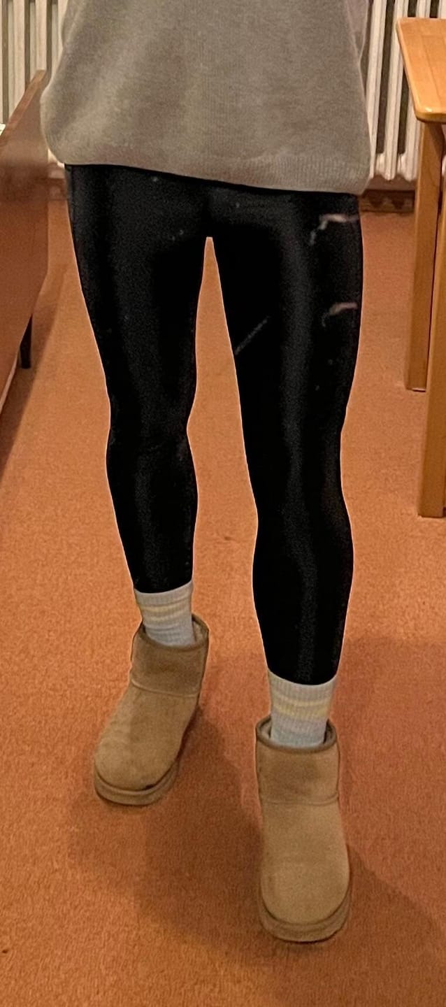Customer photo review of Elegant Leggings shine men