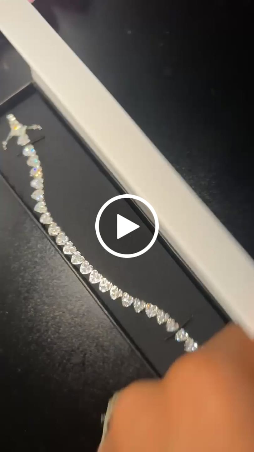 Customer video review of Donna 18k White Gold Plated Silver Heart Bracelet with Simulated Diamond Crystals