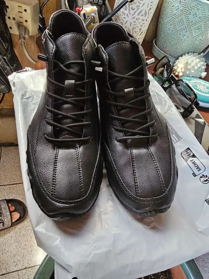 Customer photo review of Men Women Velcro Suede High Boots Beck Shoes (Unisex)