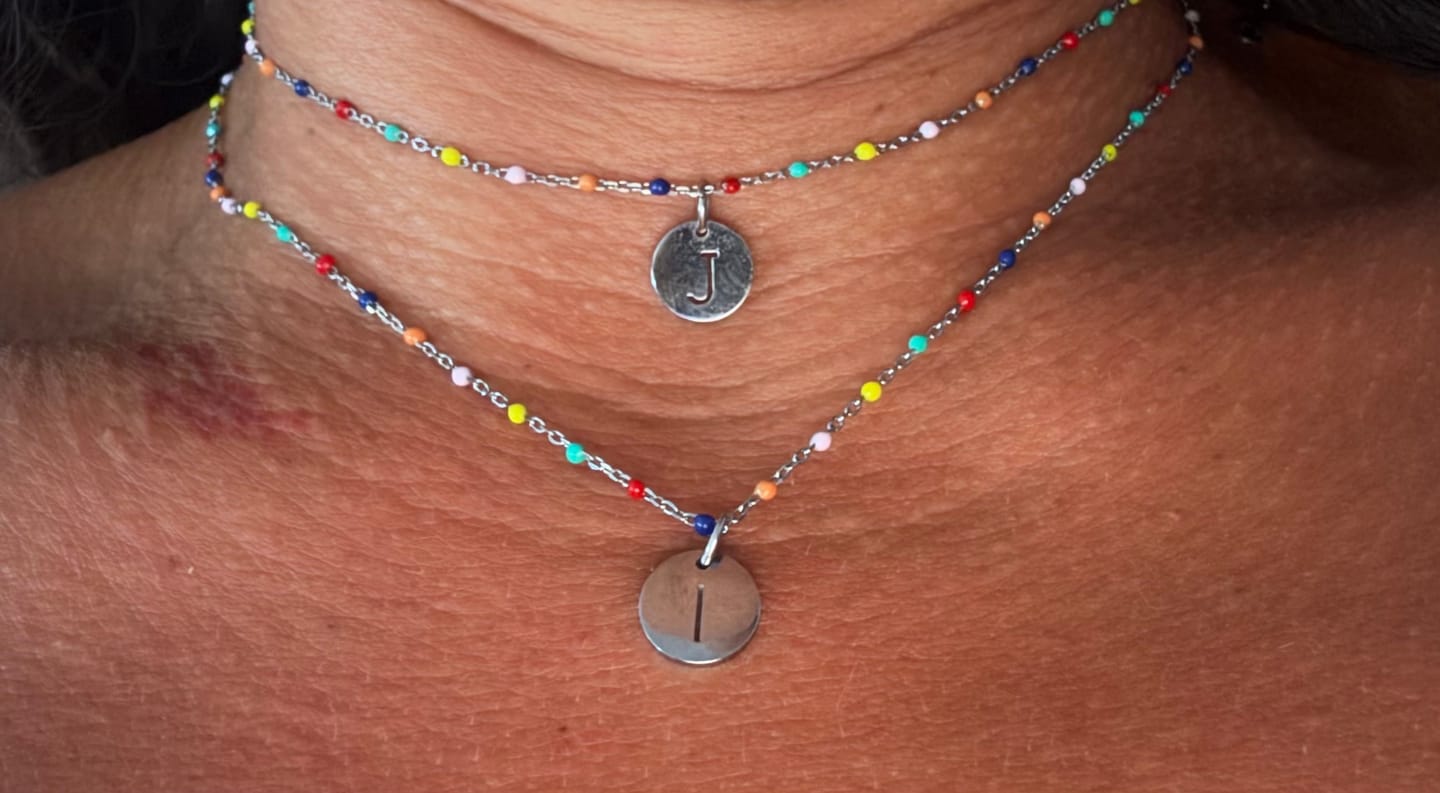 Customer photo review of Collar Letras ABC