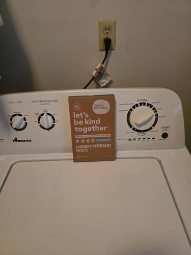 Customer photo review of Laundry Detergent Sheets