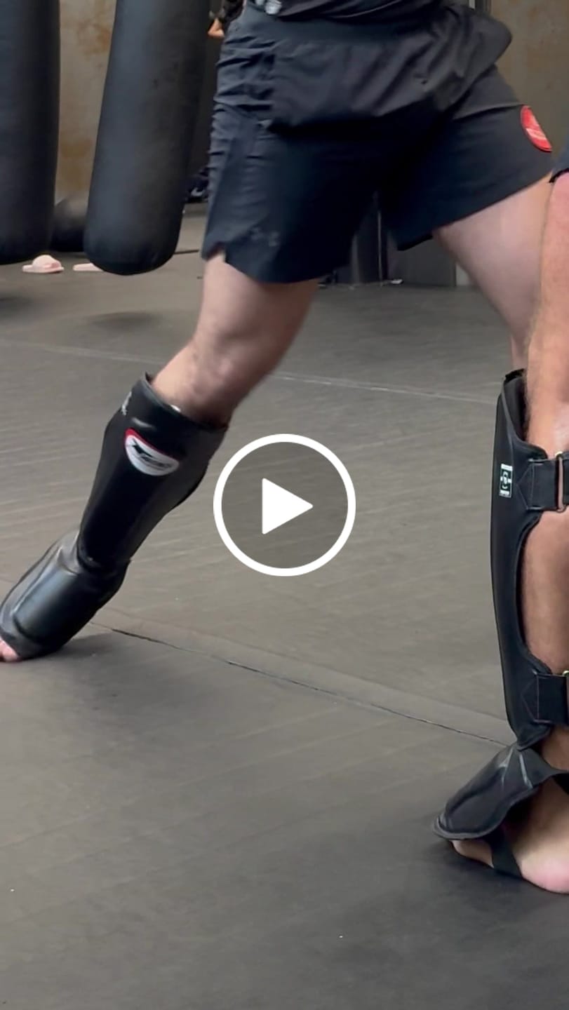 Customer video review of Twins Schienbeinschoner SGL7 -  Schwarz