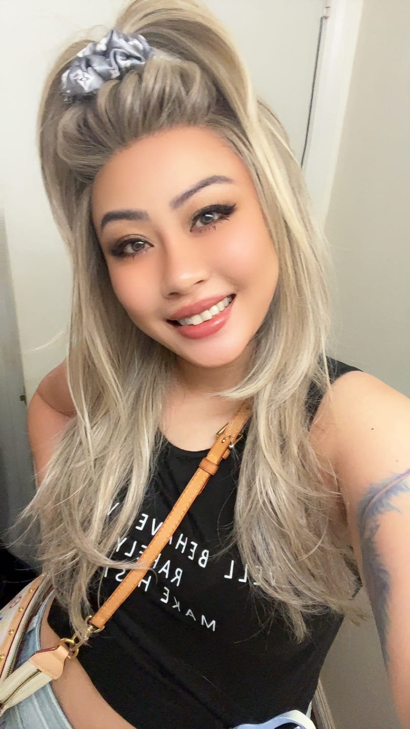 Customer photo review of BOARDWALK BEAUTY - Toasted Coconut Blonde