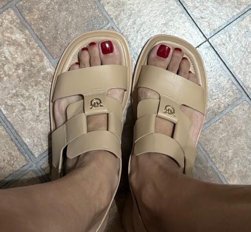 Customer photo review of Roxana Beige