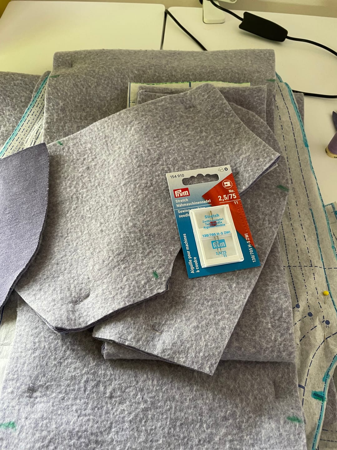 Customer photo review of Prym Double Machine Needles - Stretch