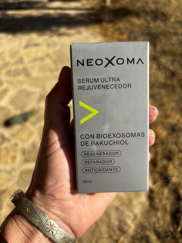 Customer photo review of Sérum de Exosomas Ultra Rejuvenecedor con Bioexosomas de Bakuchiol