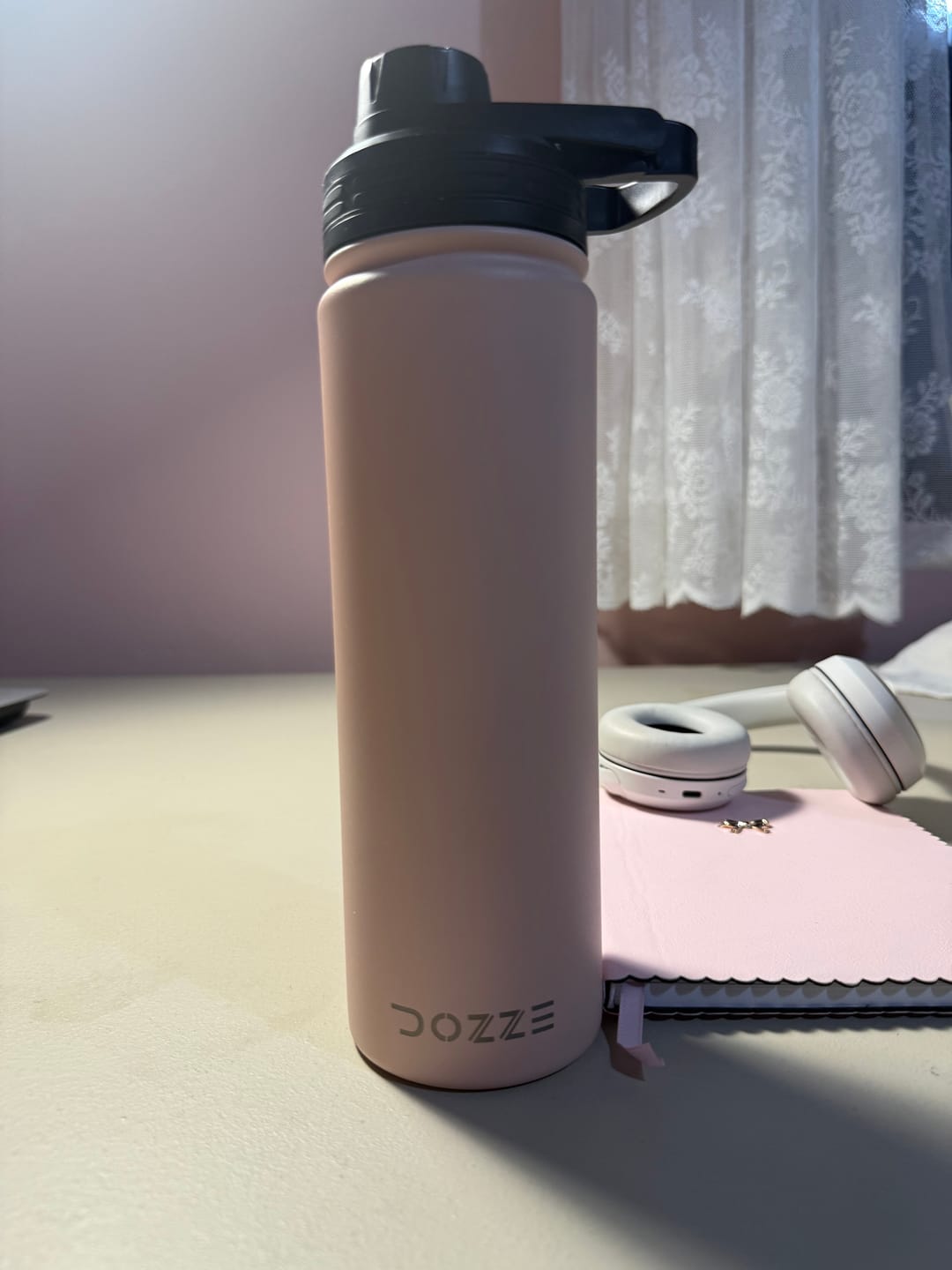 Customer photo review of DOZZE Voyager Water Bottle