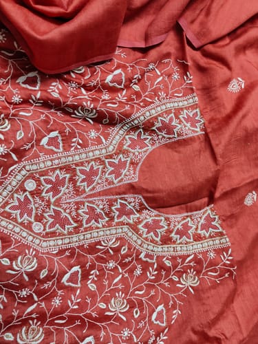 Customer photo review of Women's Lakhnavi Handcrafted Munga Silk Chikankari Kurta And Dupatta Set- HONC0278881