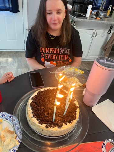 Customer photo review of Oreo Cheesecake