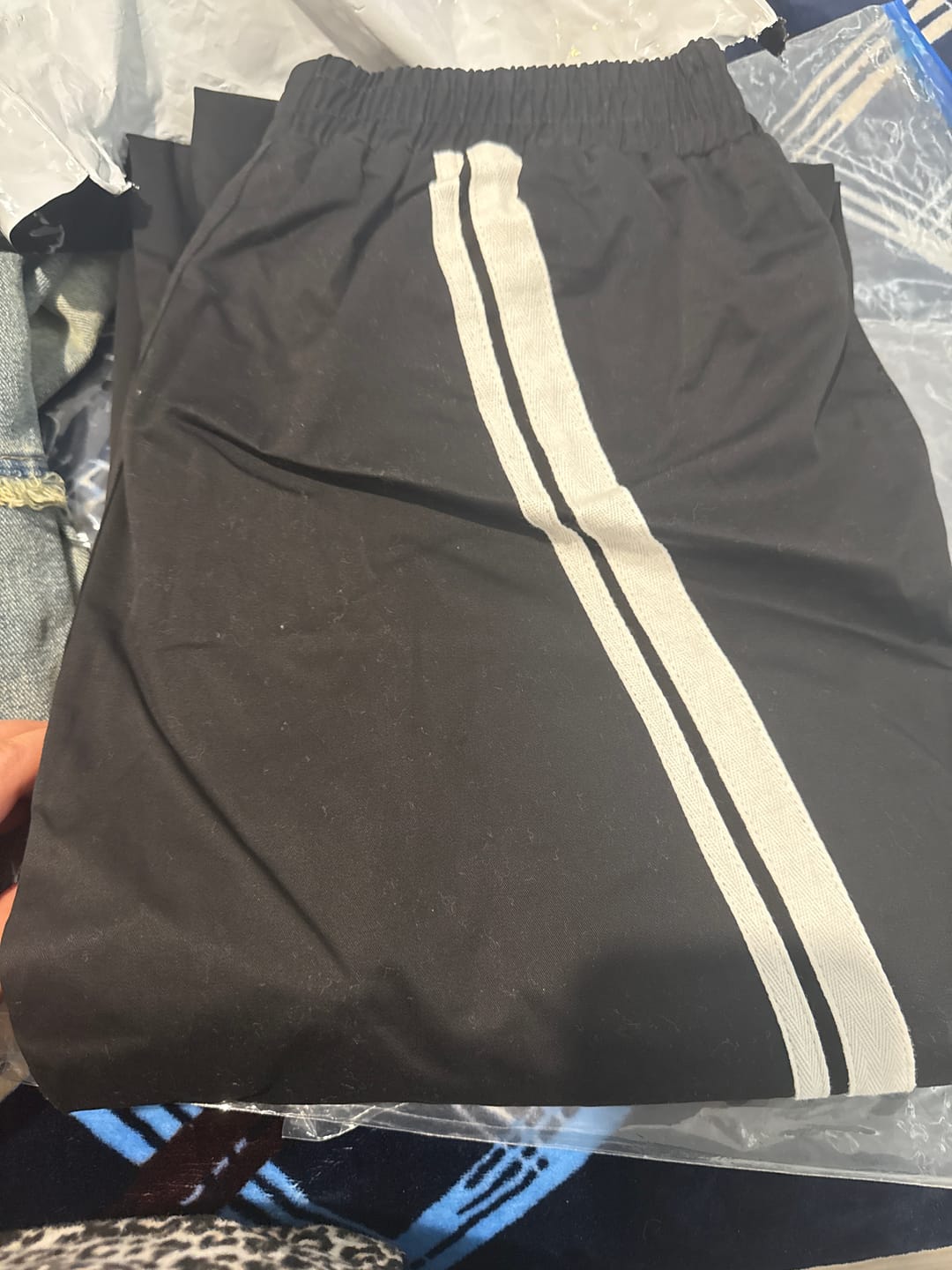 Customer photo review of Aelfric Eden Baggy Sweatpants