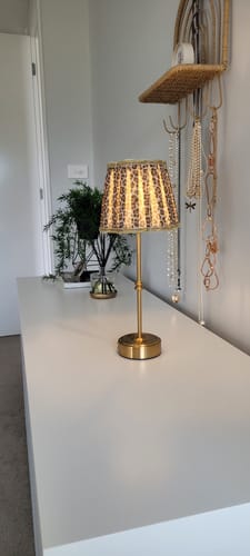 Customer photo review of The Luxe Gold USB Base