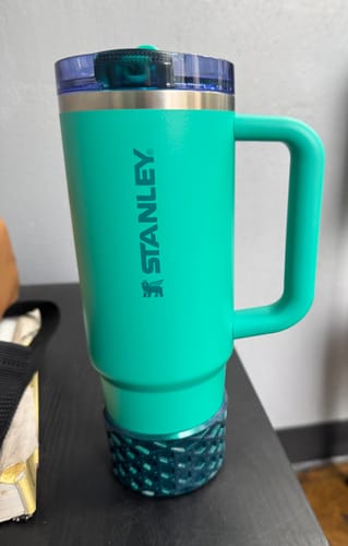Customer photo review of BALSAM GLOW WAFFLE Tumbler Boot -fits 20-40oz New!