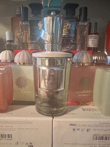 Customer photo review of Mind Games Queening