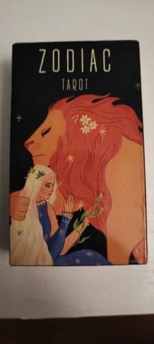 Customer photo review of Zodiac Tarot 78-Card Deck Divinatory