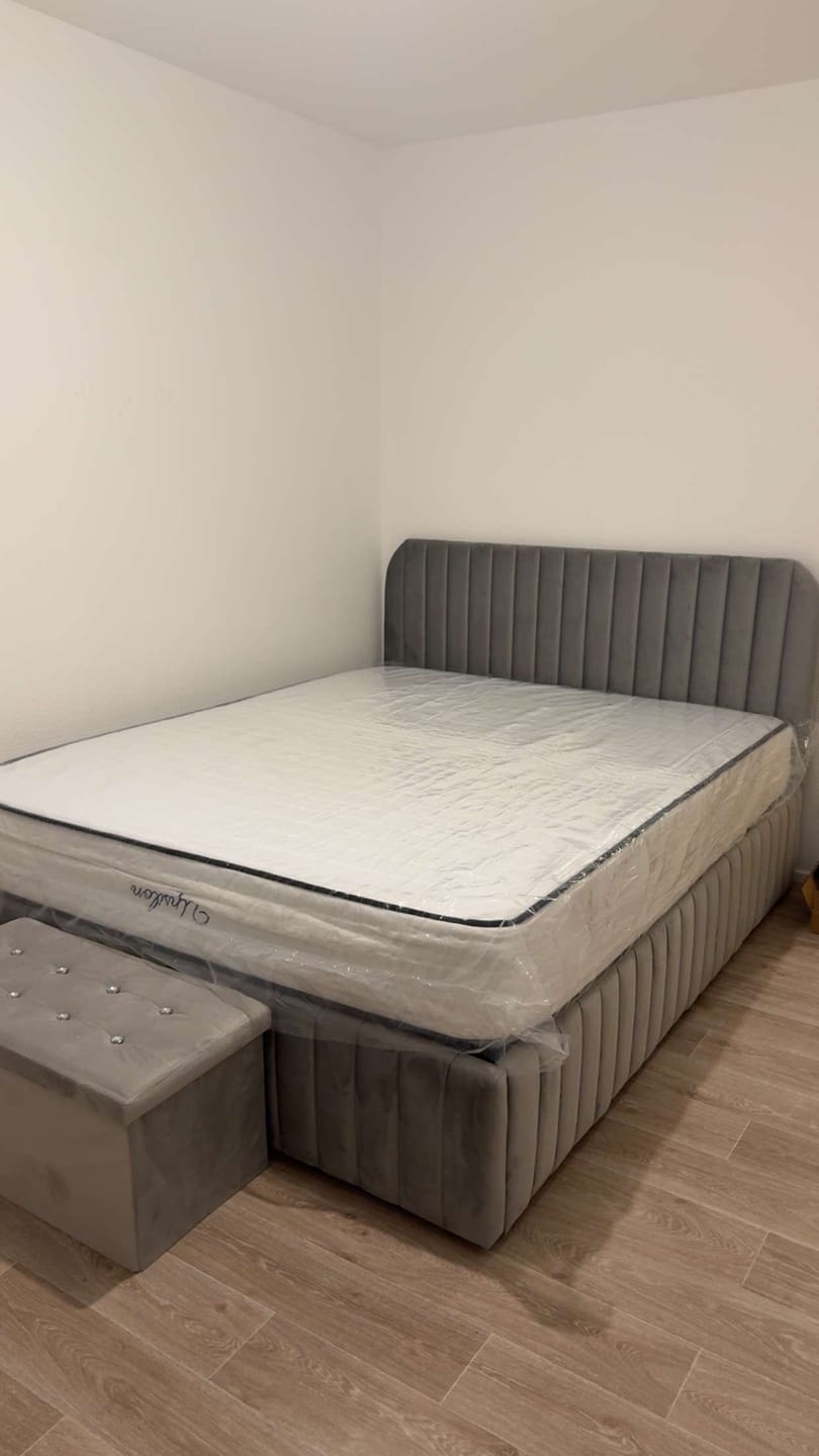 Customer photo review of Lit design avec coffre de rangement - MAELLE