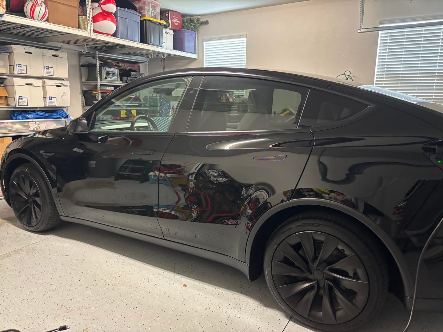 Customer photo review of TESPLUS 20'' Helix 2.0 Style Wheel Cover For Model Y Juniper