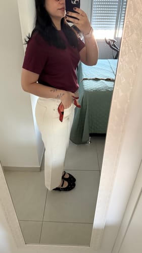 Francielly L. review of Calça Jeans Reta Araçá Bege image 1 out of 2