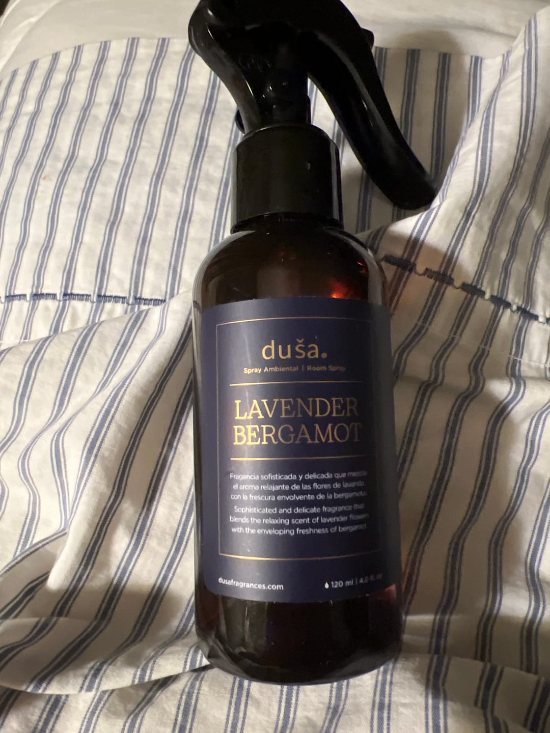 Customer photo review of Lavender I Bergamot   - Aromatizante en Spray |  Para Telas y Ropa de Cama | Eliminador de olores en Spray - 120 ml