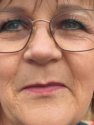 Customer photo review of My Amazing Lashes Mascara