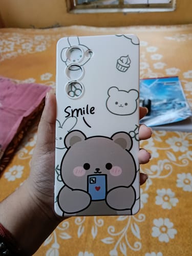Customer photo review of Cute Bear Transparent Silicon Case For Oppo