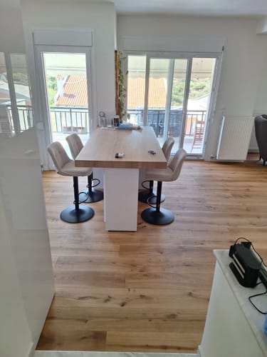 Customer photo review of Σκαμπό για Πάσο Κουζίνας Σετ 2 τεμ Κάθισμα Μπαρ Ρυθμιζόμενο Ύψος 63-84 εκ Μεγάλη Βάση Διάφορα Χρώματα LJ-B195W02