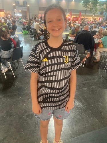 Customer photo review of Juventus 2023/24 Maglia Allenamento