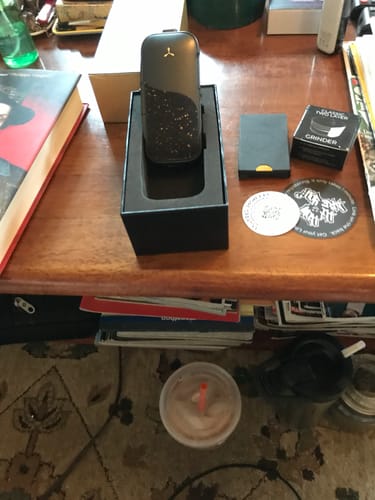 Customer photo review of LEGACY PRO 2 | Dual Use Vaporizer - Herb & Wax, Hybrid Heating, Replaceable Battery