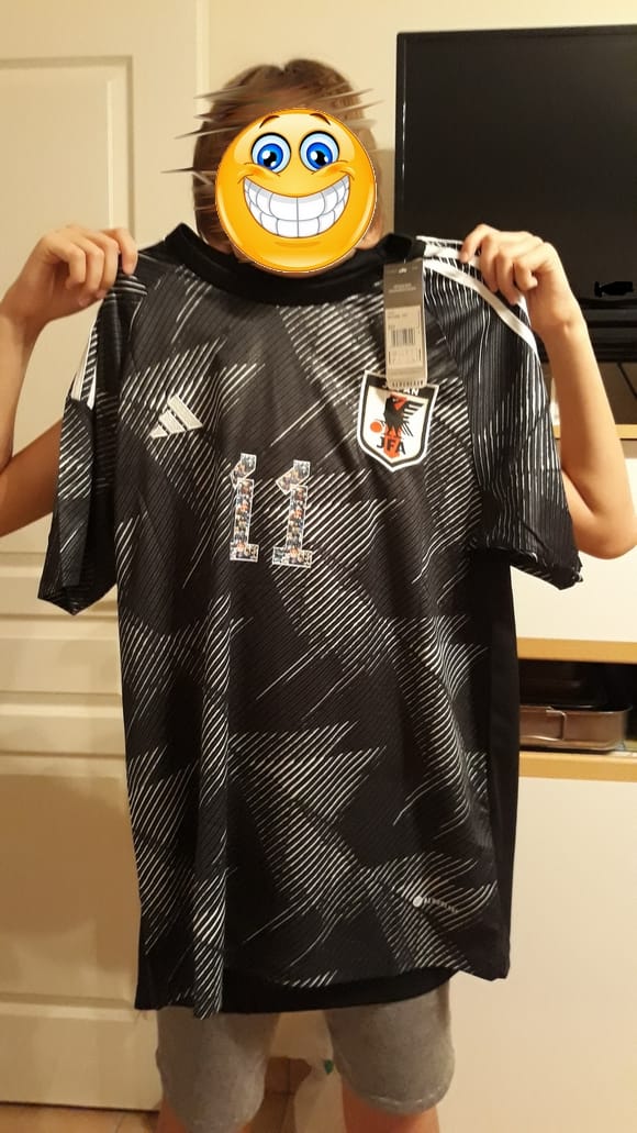 Customer photo review of Maillot Japon 2022/23 - BLACK - Flocage animé