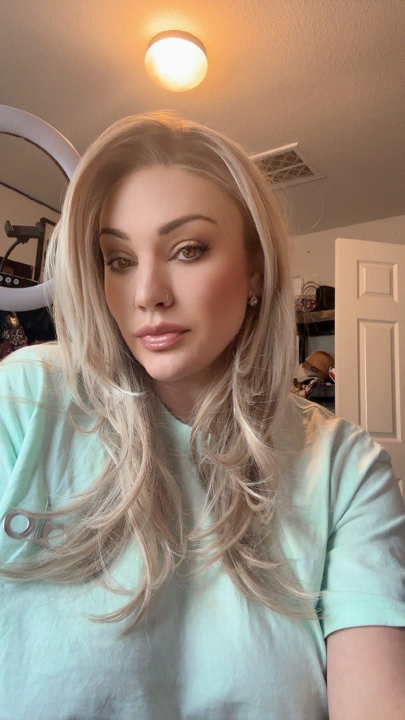 Customer photo review of BOARDWALK BEAUTY - Neutral Sand Blonde