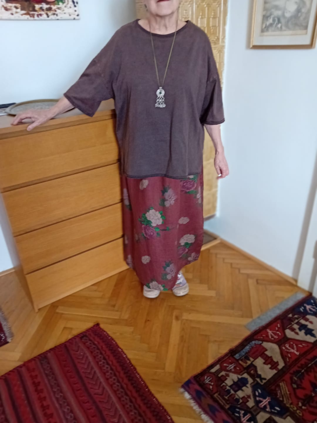 Customer photo review of Plus Size Women Summer Vintage Flower Loose 100%Linen Skirt