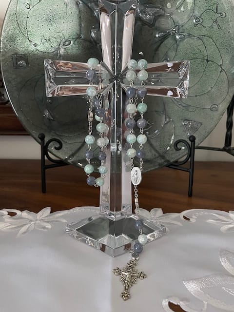 Customer photo review of Christianartworkshop Handmade Original Grey Blue Rosary with Miraculous Medal: A Unique Expression of Faith