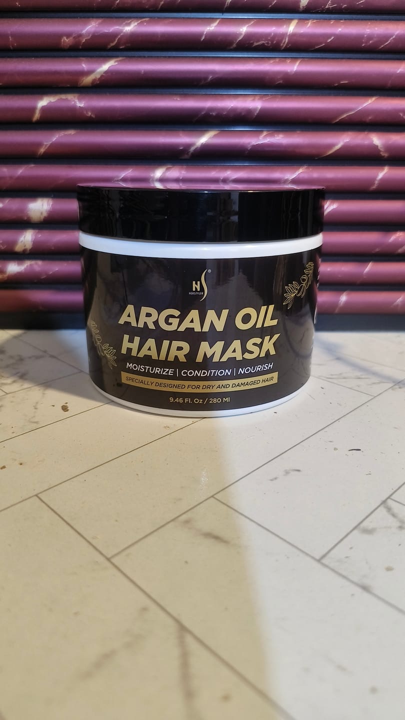 Customer photo review of Argan Oil Hair Mask