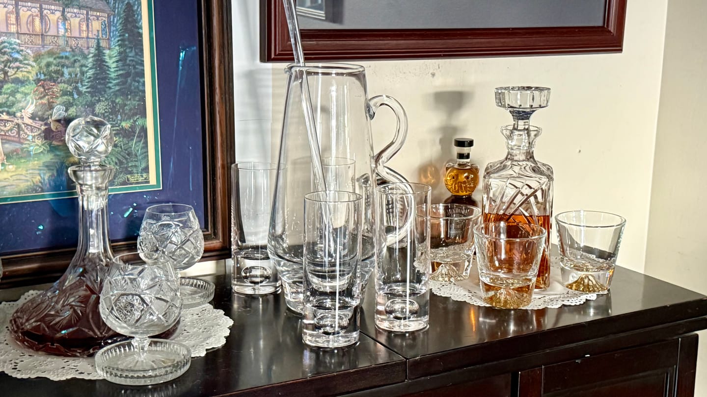 Customer photo review of Crystal Bubble Base Collins Glass Highball Tumbler  - 12oz