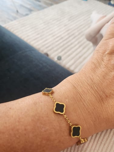 Customer photo review of Celine Clover Bracelet