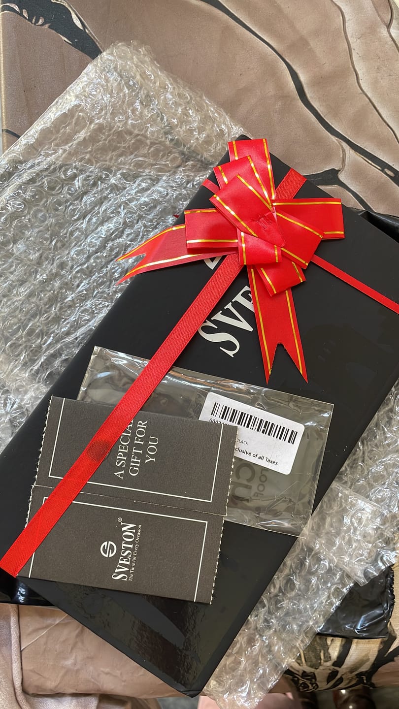 Customer photo review of Gift Wrapping