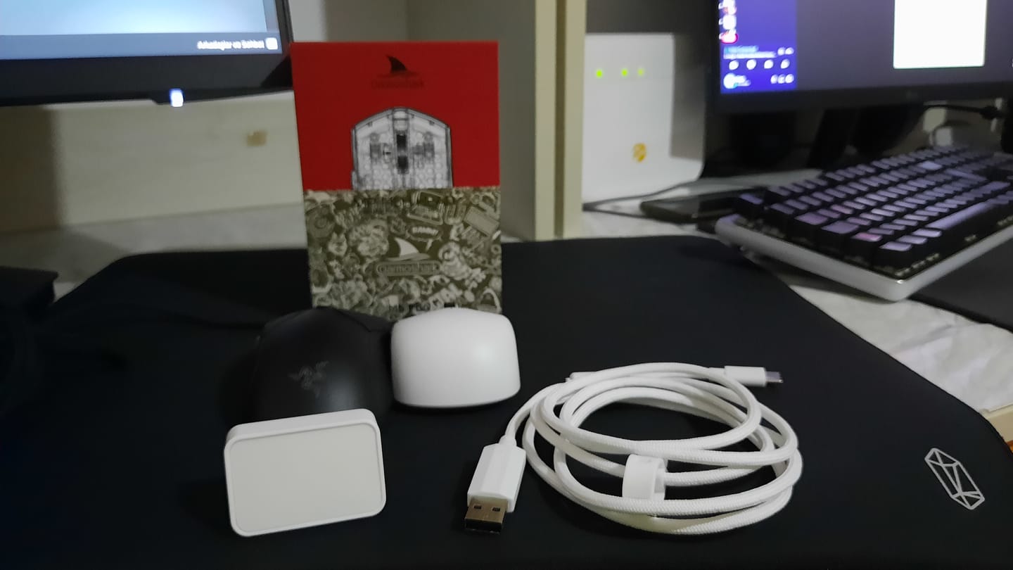 Customer photo review of Darmoshark M5 Pro Wireless Mouse