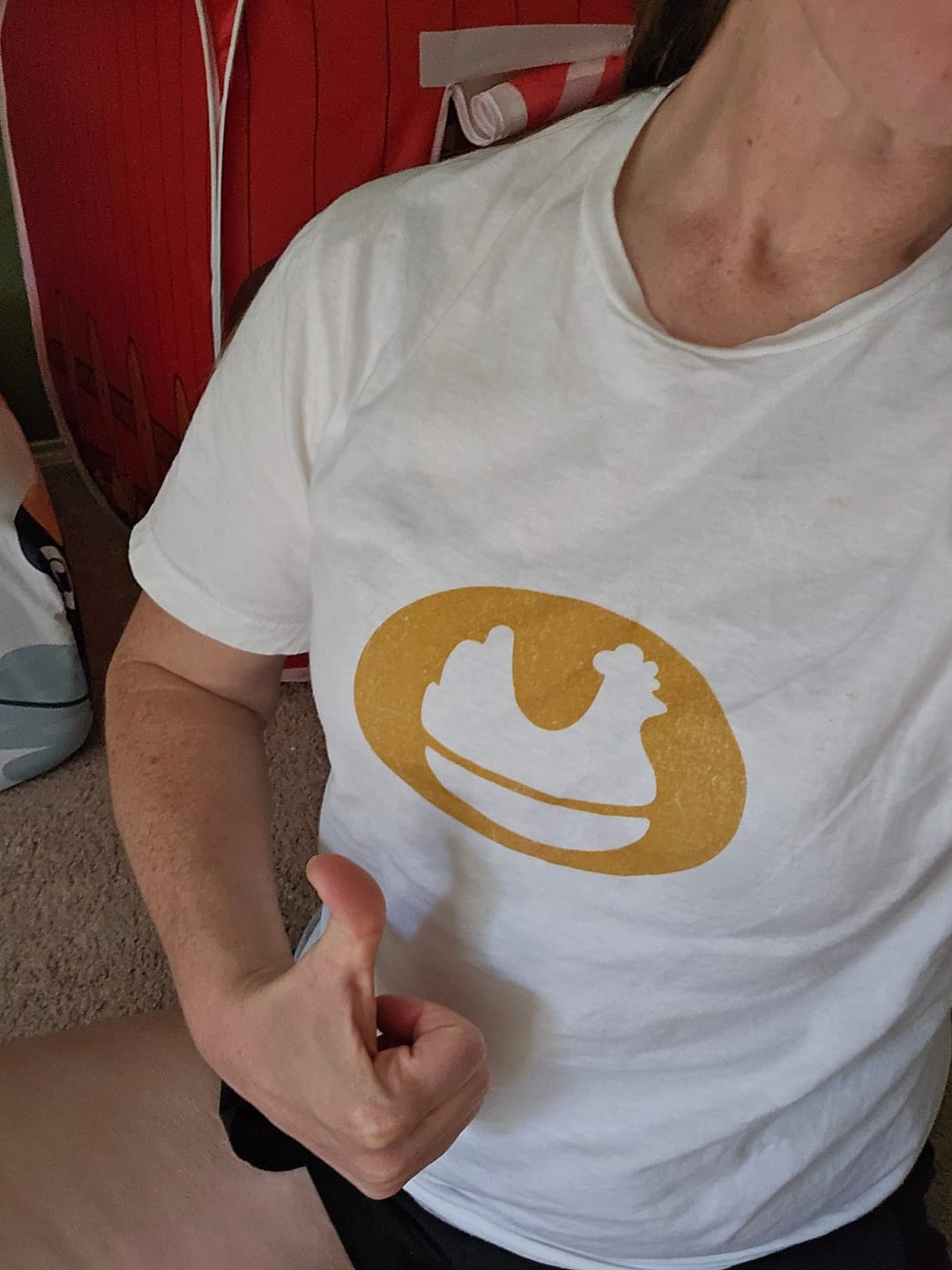 Customer photo review of Vintage White Hen T-Shirt