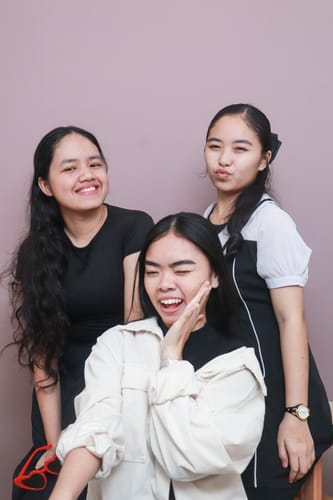 Customer photo review of 📸 Printave™ Self-Photo Studio (10-minute shoot)