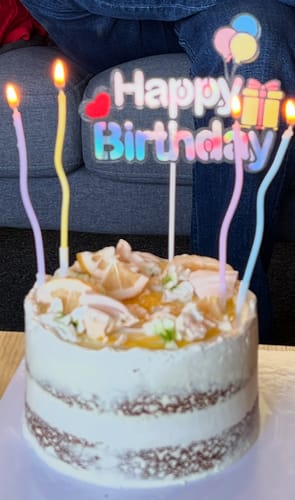 Customer photo review of lemon meringue cake