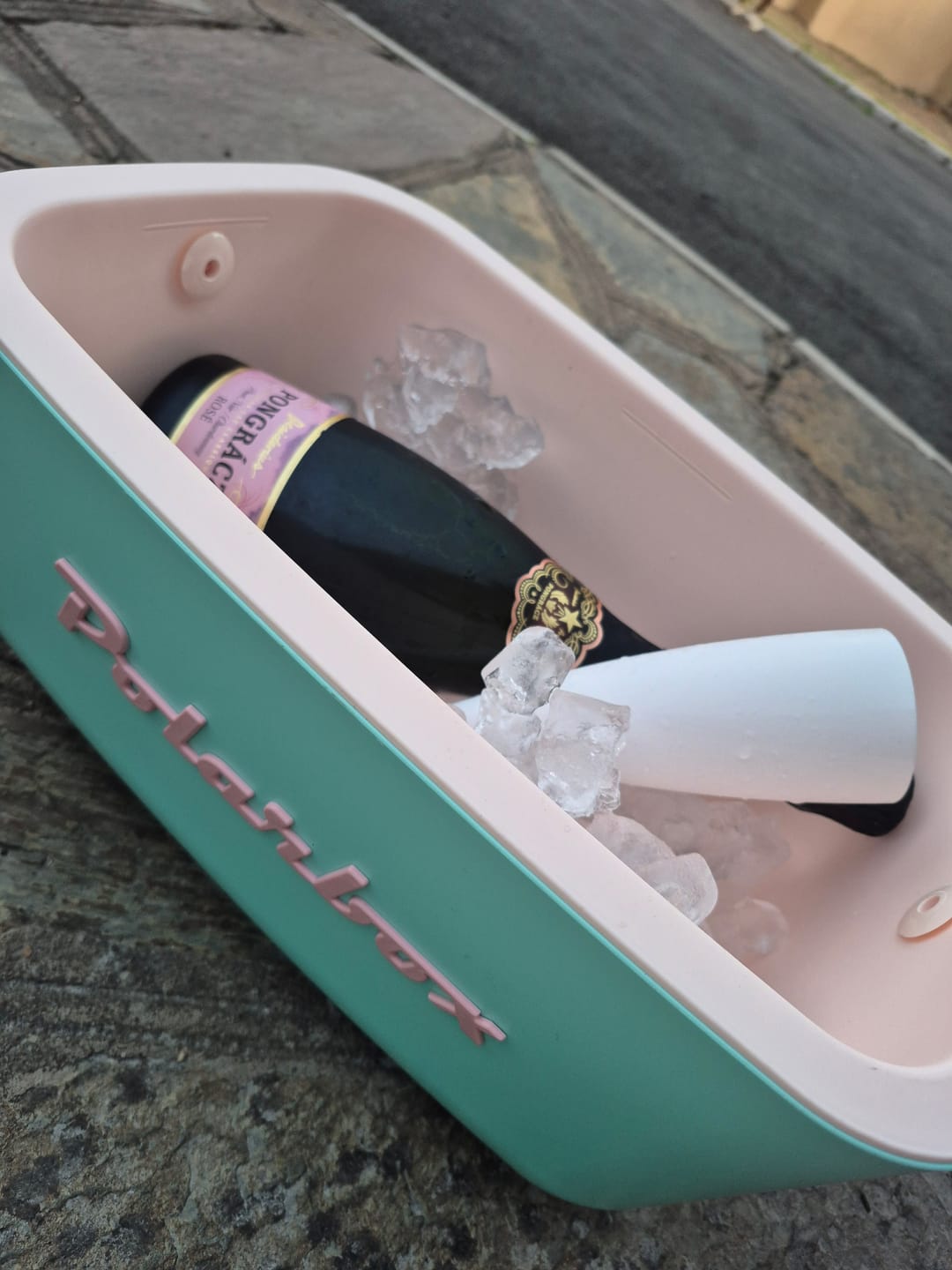 Customer photo review of Polarbox Retro Cooler Box 20L / 12L Verde Aqua