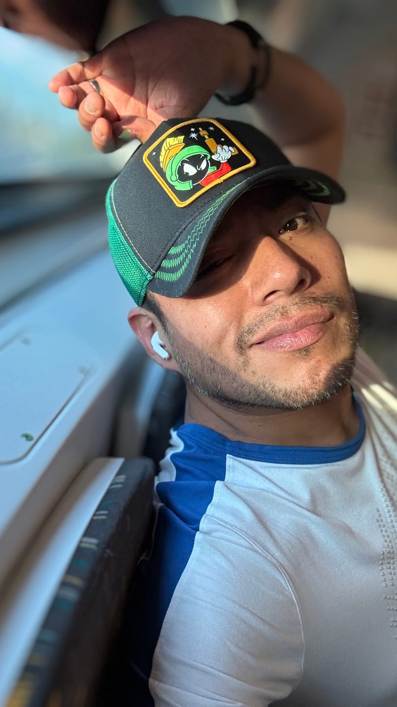 Customer photo review of OVERLORD X Looney Tunes: Marvin the Martian Trucker Cap