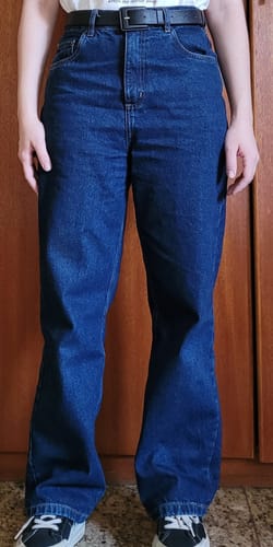 Fernanda L. review of Calça Jeans Reta Araçá Azul Escuro image 1 out of 2