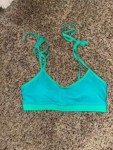 Customer photo review of TYLER Aqua Melon Sporty Bikini Top
